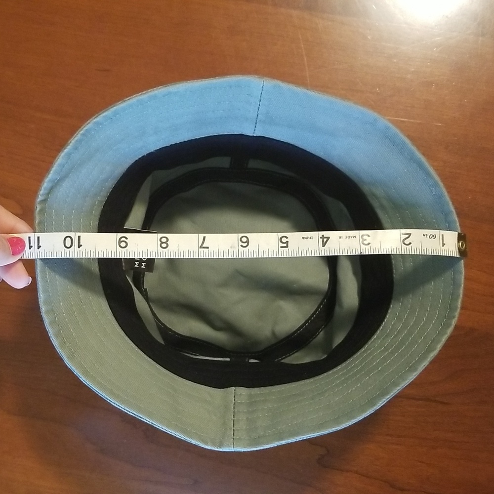 DISNEY Bucket Hat - Picture 6 of 6